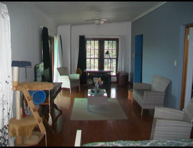 3 BEDROOM FREESTANDING FOR SALE IN PALM BEACH